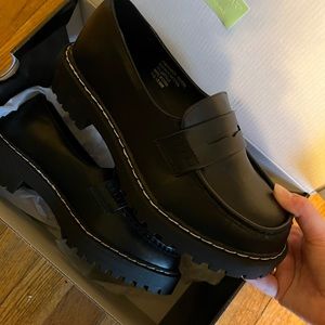 Torrid black chunky loafers